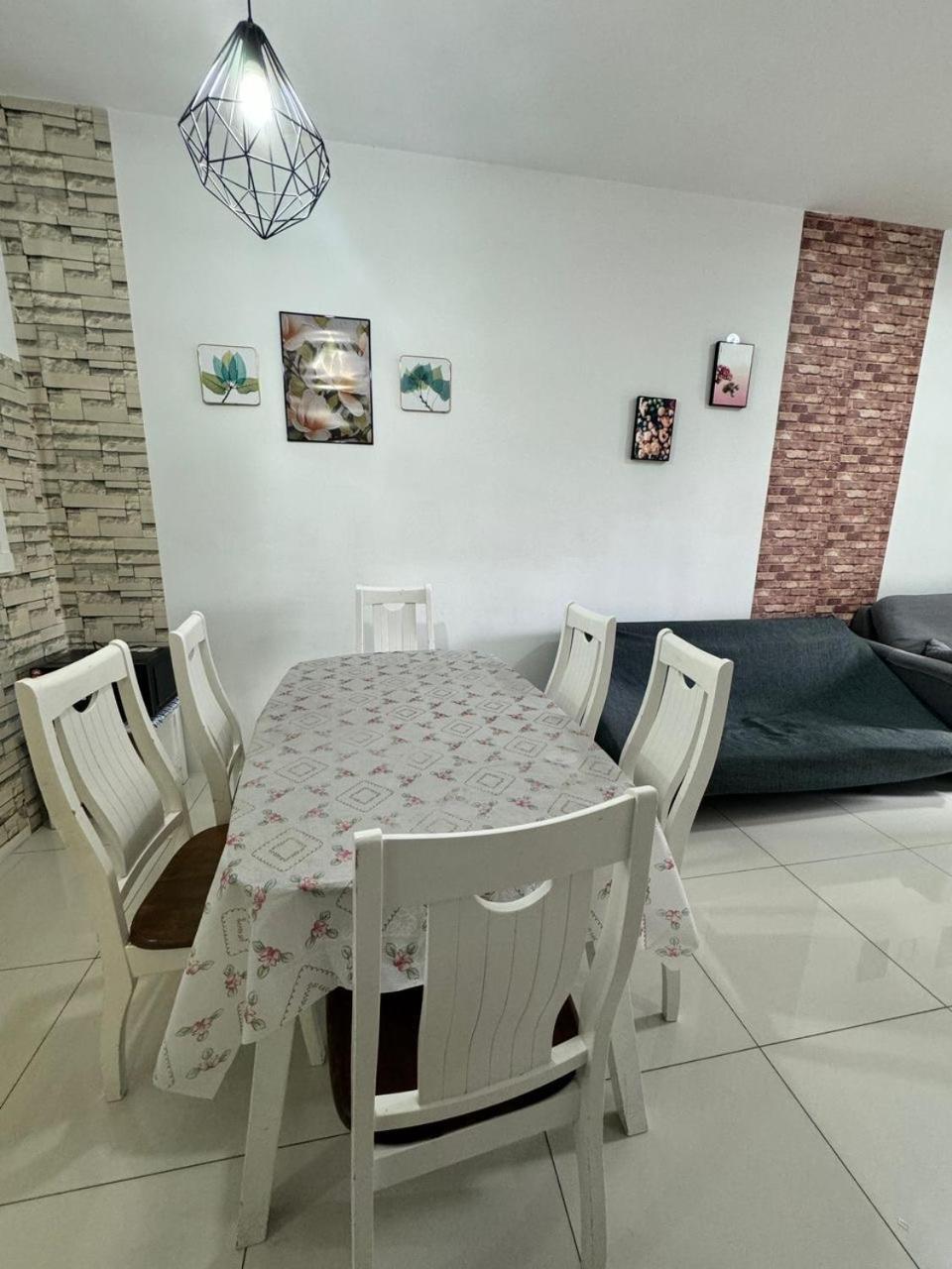 Ayaan Blossom Budget Homestay Free Breakfast تاناه راتا المظهر الخارجي الصورة