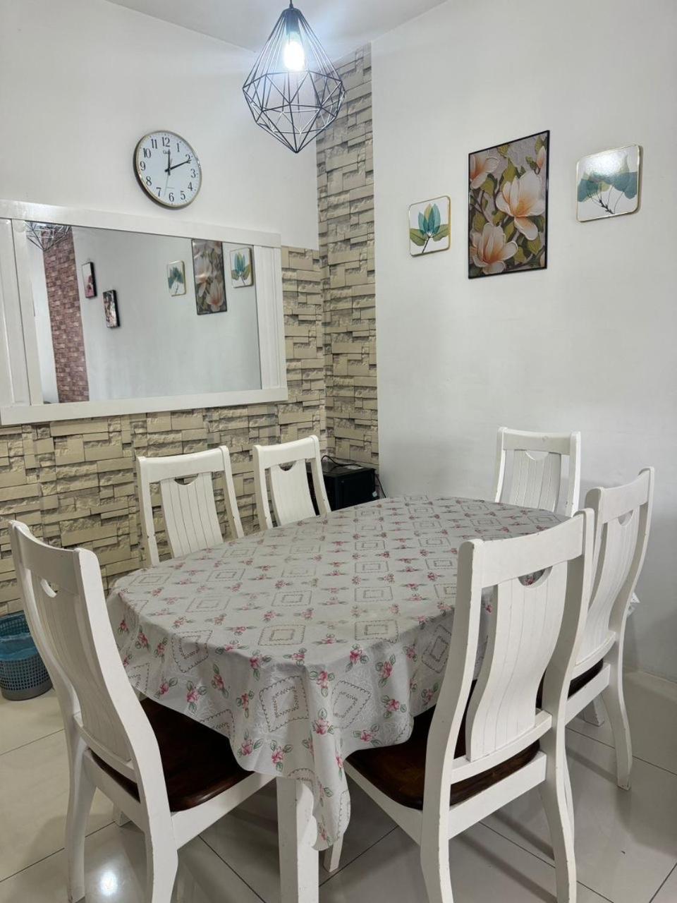 Ayaan Blossom Budget Homestay Free Breakfast تاناه راتا المظهر الخارجي الصورة